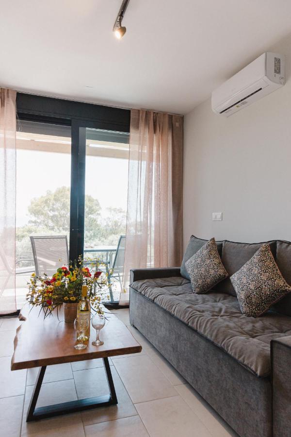 Ariti Luxury Apartment, Никиана Екстериор снимка